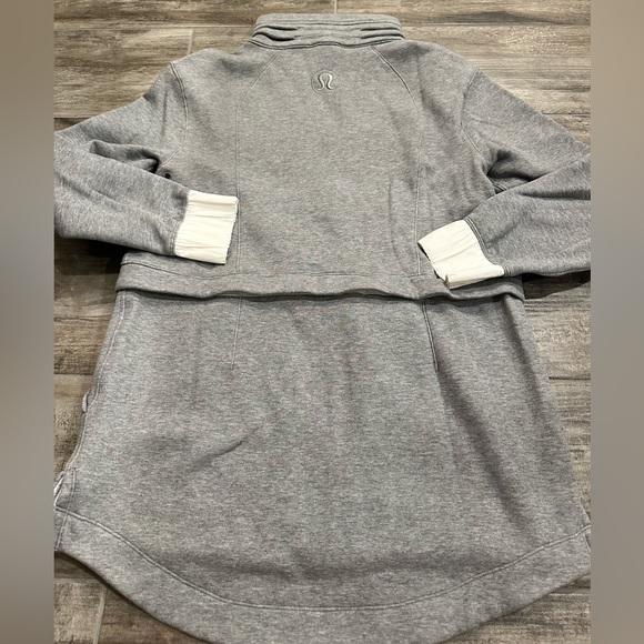 Long lululemon zip up jacket - Picture 2 of 3